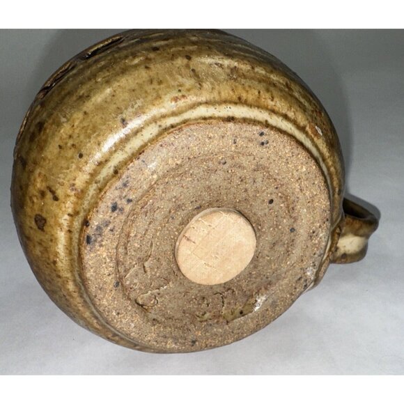 Vintage POTTERY CHEESE SHAKER Wide Handle, Cork 1983 Country Farm Rustic Kitchen - Picture 4 of 8